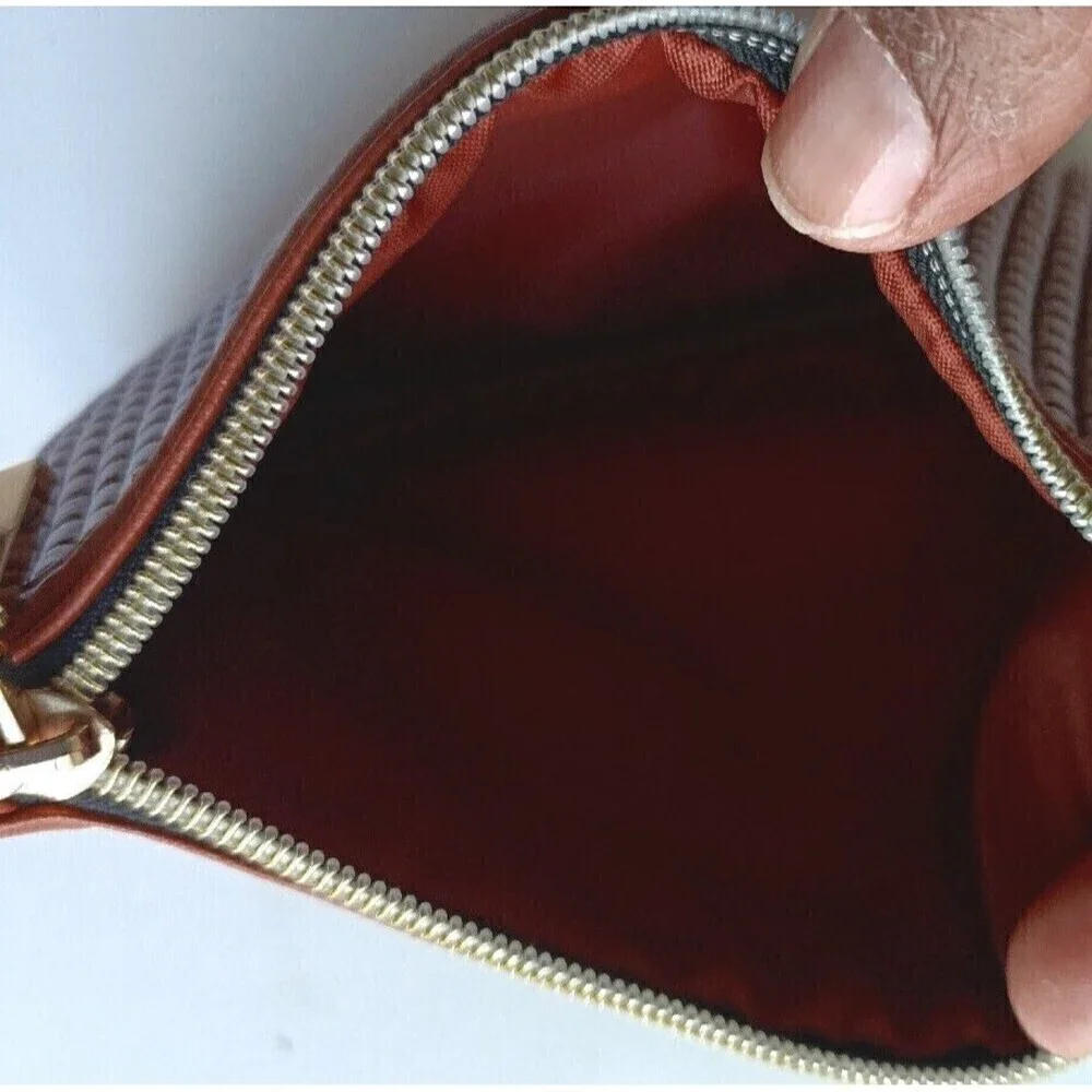 Joan & David Travel Makeup Wristlet Beauty Pouch Cosmetic Bag Brown Textured
